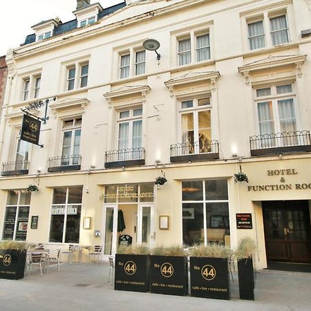 New County Hotel & Serviced Apartments By Roomsbooked Глостър Екстериор снимка