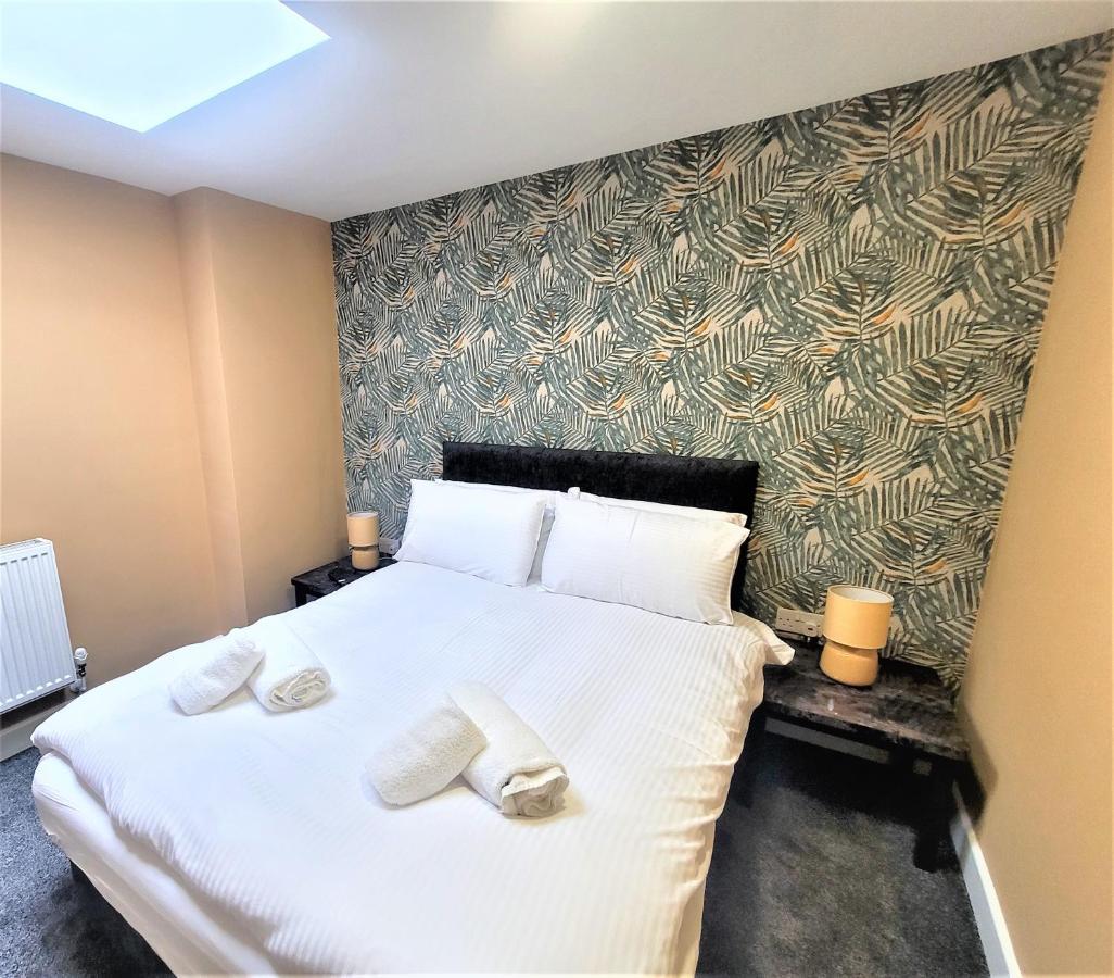 New County Hotel & Serviced Apartments By Roomsbooked Глостър Екстериор снимка