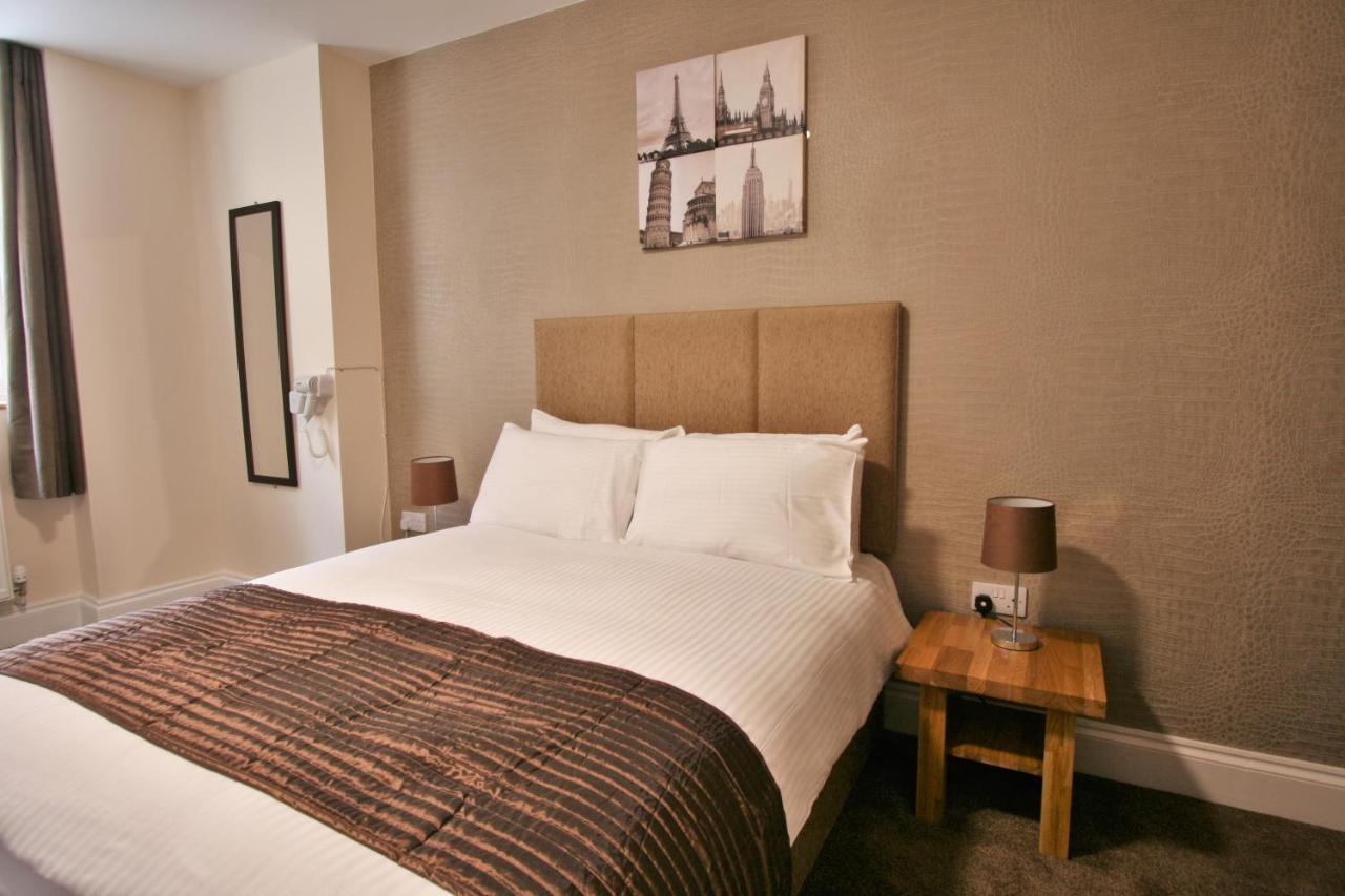 New County Hotel & Serviced Apartments By Roomsbooked Глостър Стая снимка