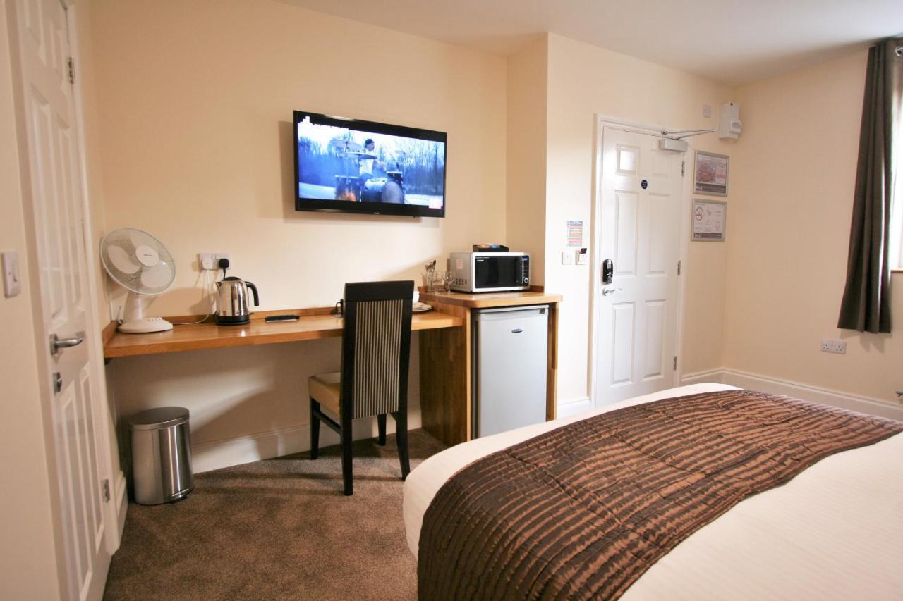 New County Hotel & Serviced Apartments By Roomsbooked Глостър Стая снимка